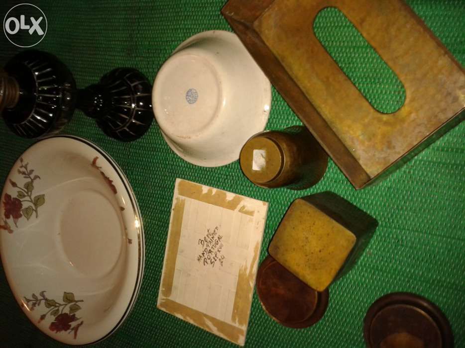 Peças decoração e uso antigas.
