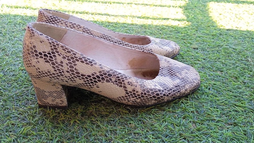 Pantofle damskie, rozmiar 35.