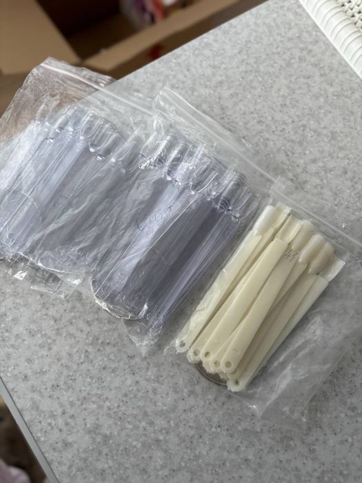 Дрібнички для манікюру