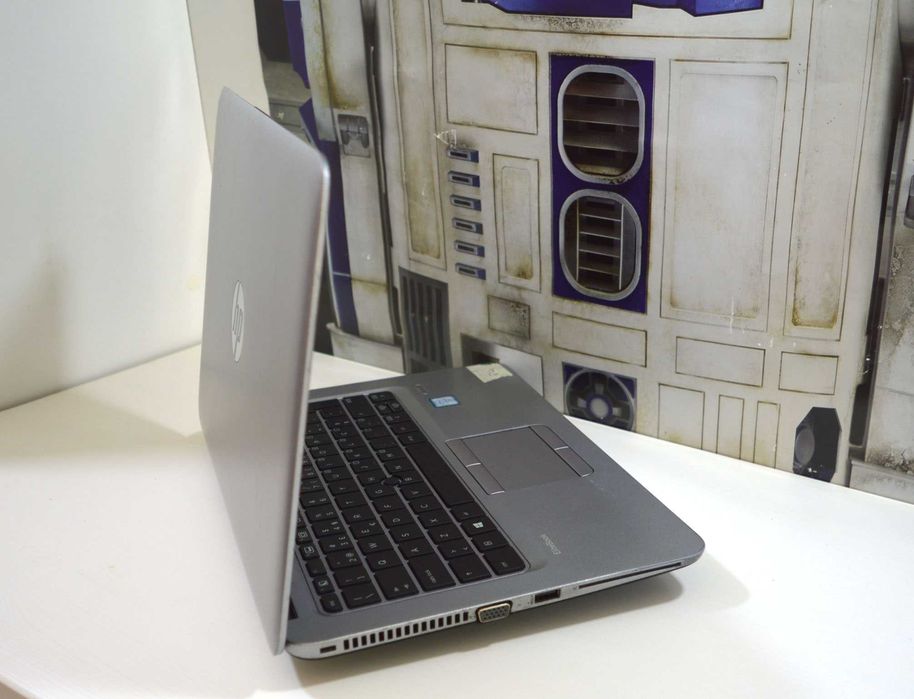 HP 820 G3 - (inteiro ou peças)