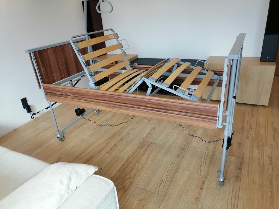 Łóżko rehabilitacyjne elektryczne 4funkcje ortopedyczne dla seniora