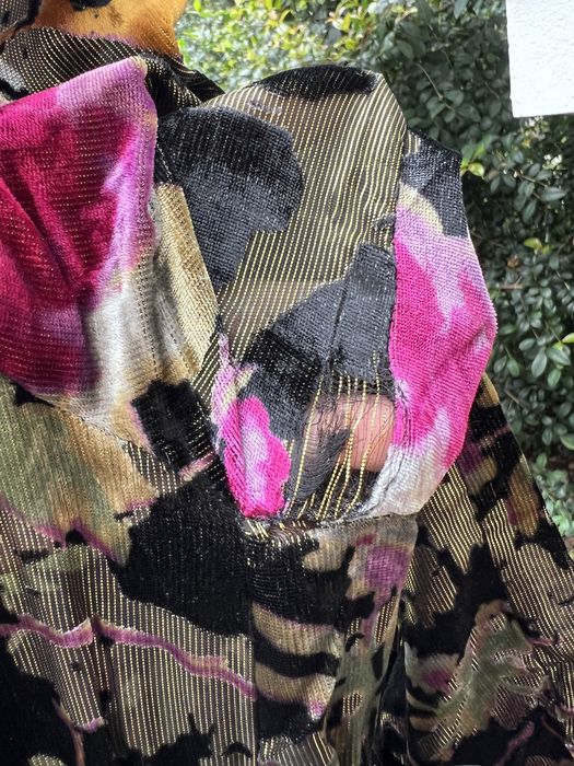 Casaco comprido Zara com estampado floral em veludo e fios dourados