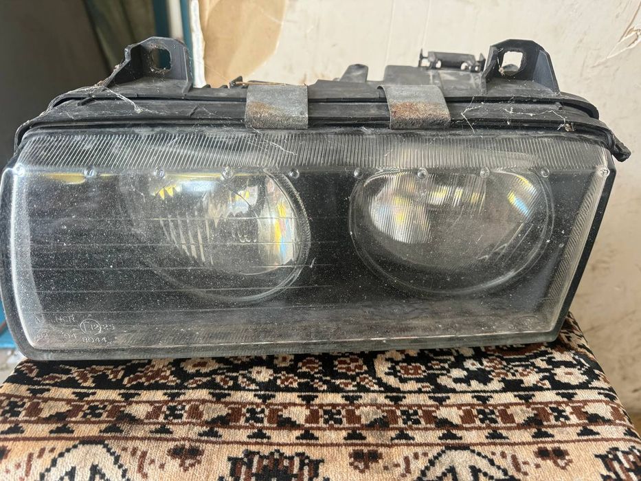 Фара bmw e36 сідан