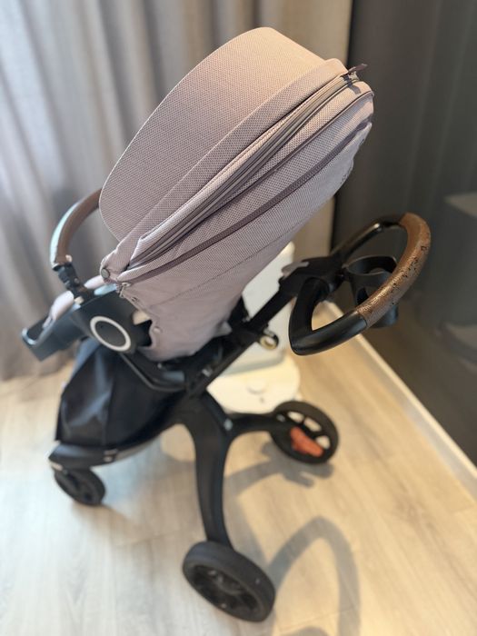 Коляска Stokke Xplory V6 (прогулянка), кол. бузковий (Brushed Lilac) з коричневою ручкою + сумка