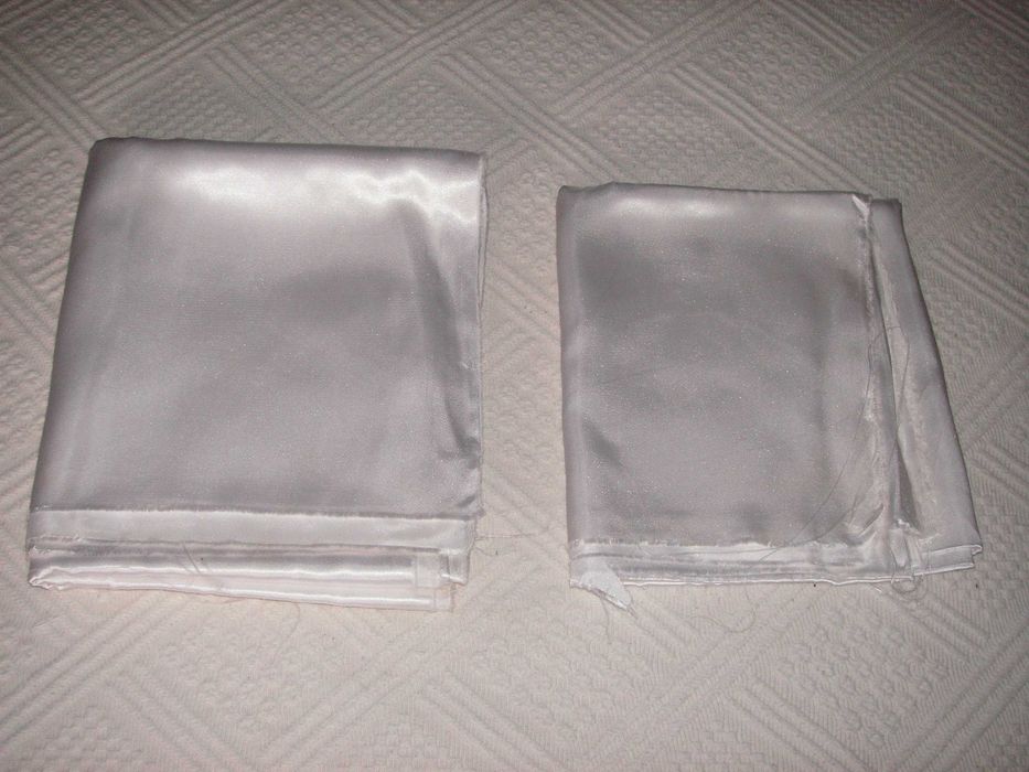 Retalhos de Cetim Branco