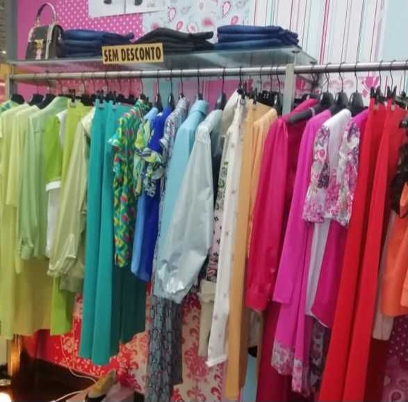 4 manequins ótimo estado e expositores