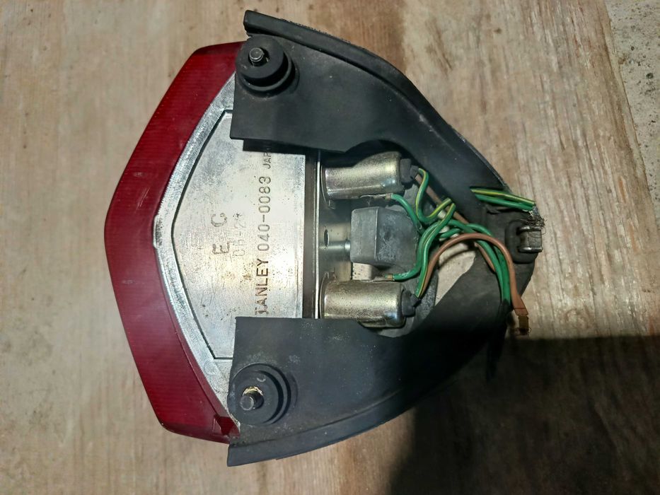 Honda shadow 600 lampa tył