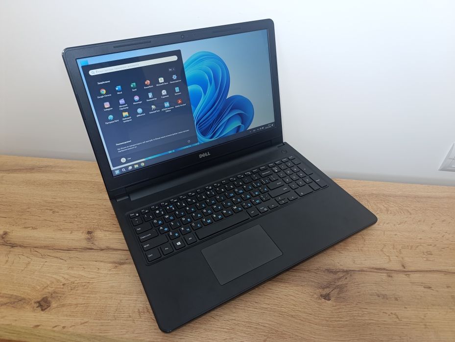 15'6 Dell Inspiron 3567/i3-6006U/SSD 128GB/8GB DDR4/Батарея 10% зносу