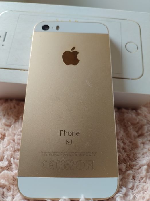 iPhone se 2016 rose gold
