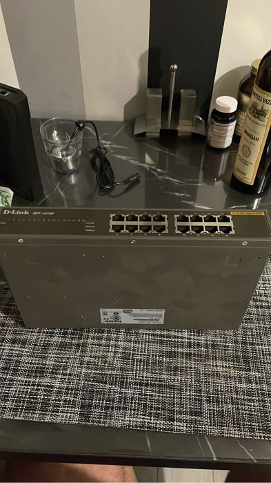 Комутатор свич des-1016d