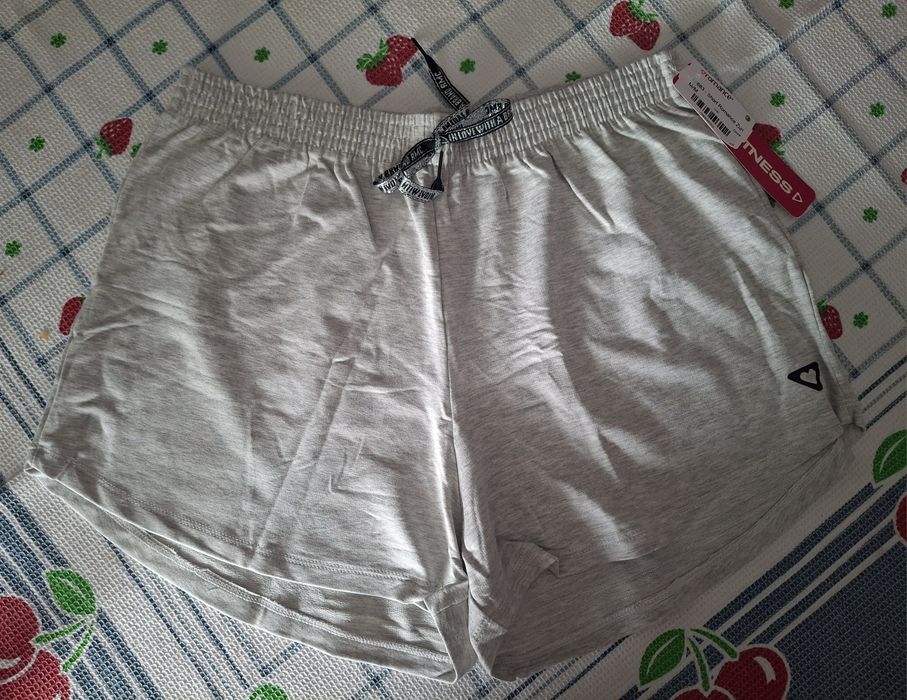 Vendo calções senhora (novos)