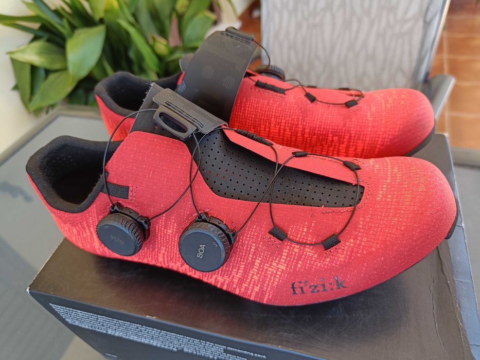 Sapatos de ciclismo de estrada Fizik Vento Infinito Carbon 2