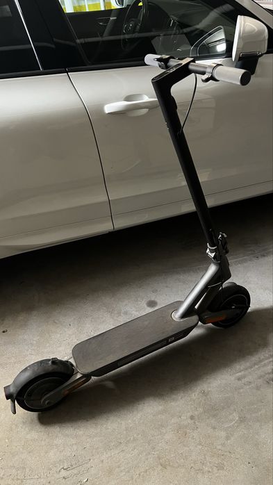 Trotinete Xiaomi Scooter 4 Ultra