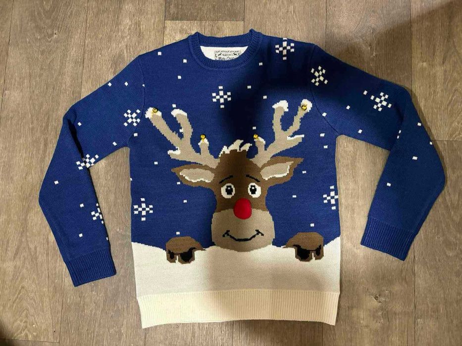Светр новорічний новогодний свитер