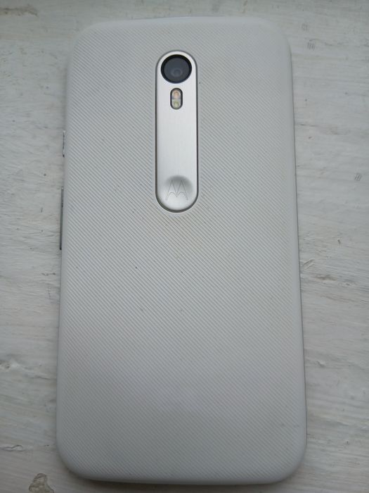 Моторола смартфон