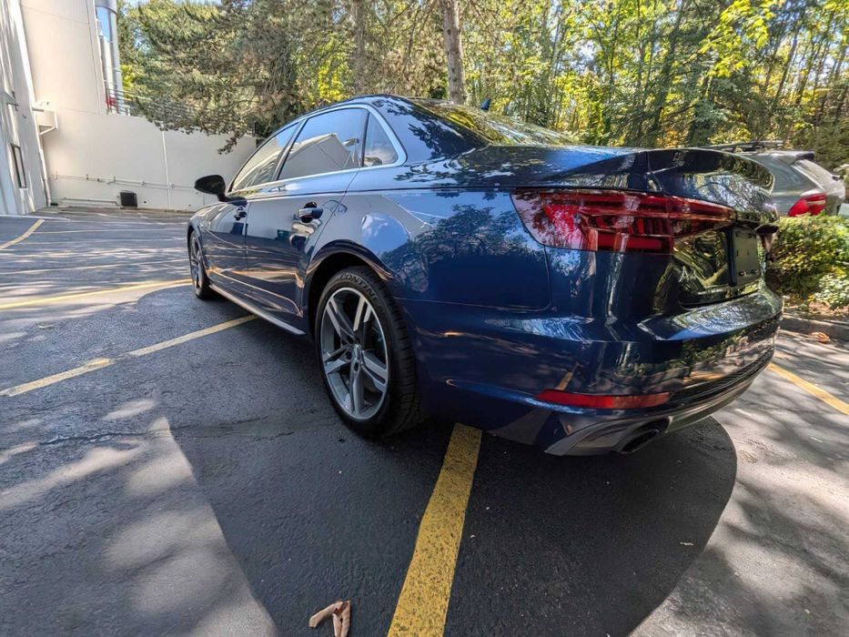 Audi A4      2018