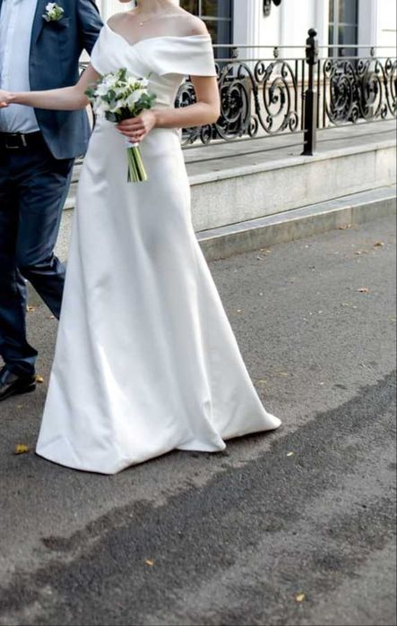 Свадібне сукня..