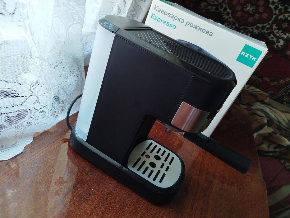 Кавоварка ріжкова RZTK espresso комплектна, працююча