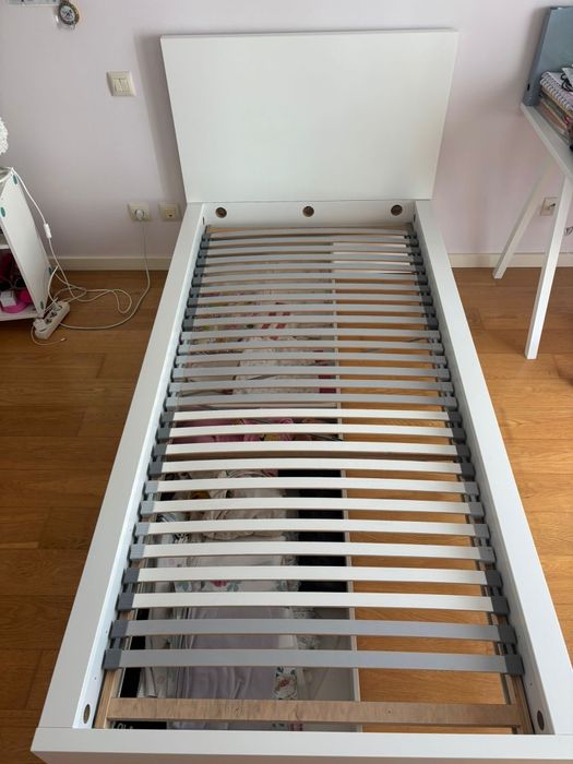 Cama de solteiro MALM IKEA 90x200 cm