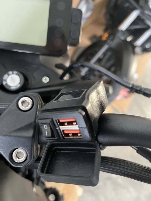 Benelli Leoncino 125