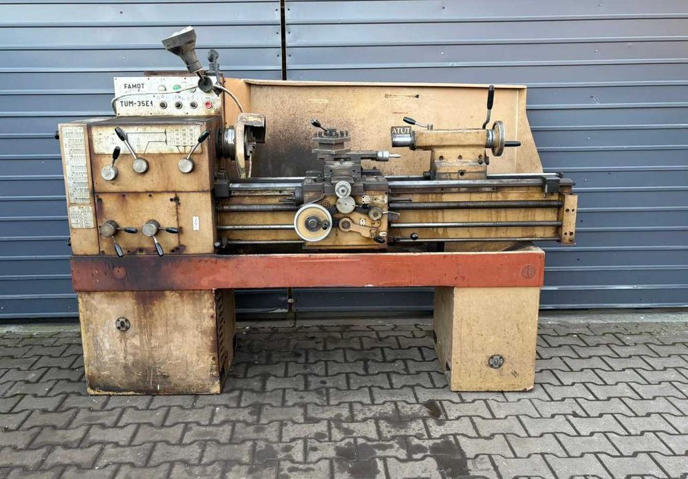 Tokarka TUM 35E1