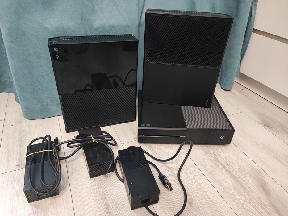 Приставка Xbox One 500gb