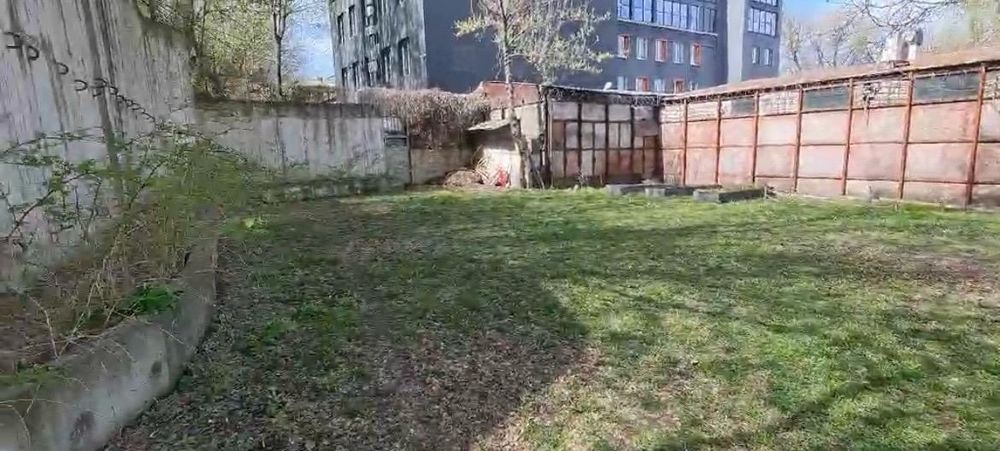 Комерція | унікальна ділянка під будьякий вид діяльності | ПОДІЛ | 8 соток | приватна властність | будинок 100м² |  старый Подол - More