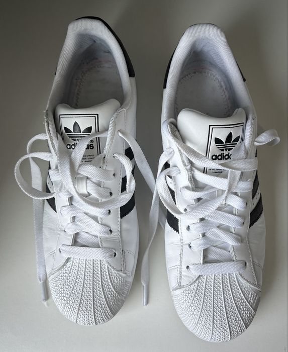 Sapatilhas Adidas brancas com riscas pretas Homem (44 2/3)