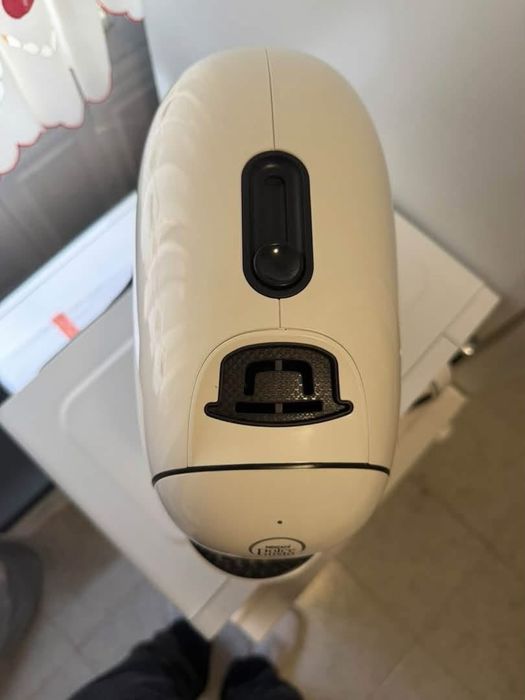 Máquina de Café KRUPS Dolce Gusto NEO