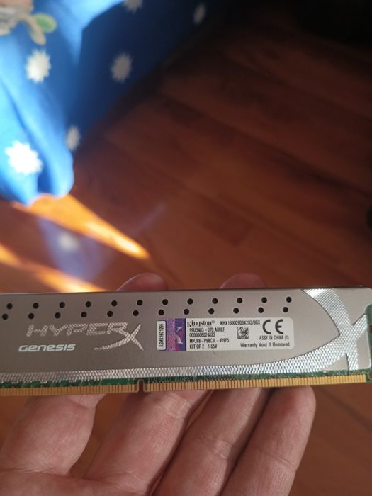 Pamięć RAM Kingston HyperX Genesis 8gb jedna uszkodzona