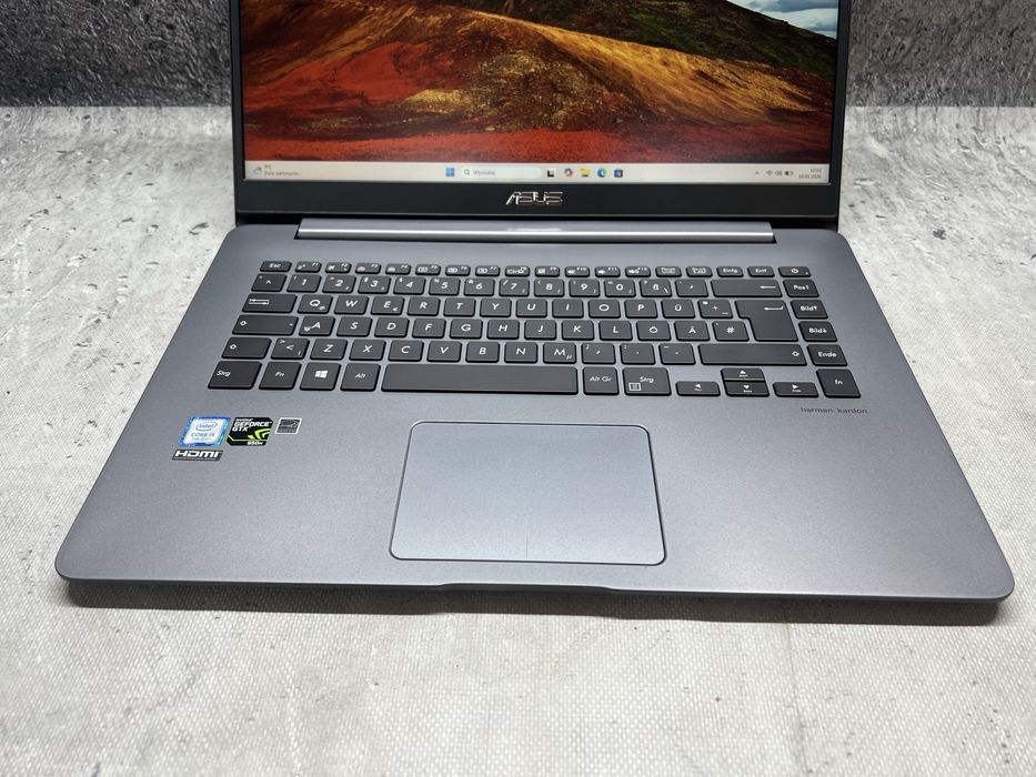Asus / i5 7200 3.1GHz / 8GB DDR4/ 256SSD/  GTX 950 2GB/ 15.6 FHD/ W11