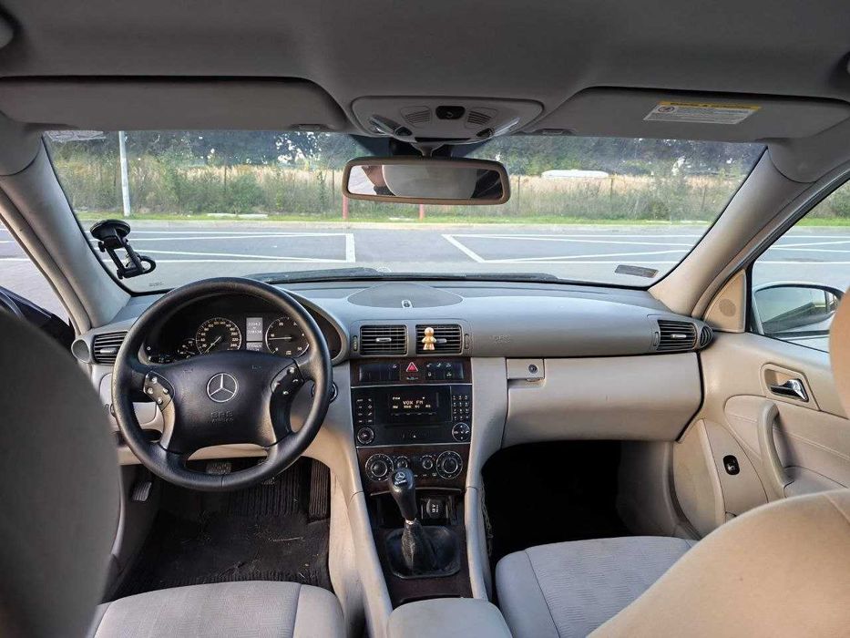 Renault Megan 2011, 1,9 дизель Scenik 2004р 1.9 dCI , механіка,  !!!
