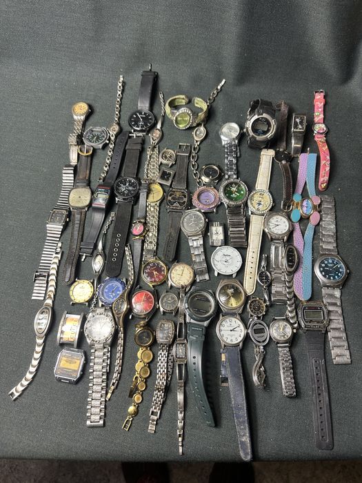 Большой лот часов разных