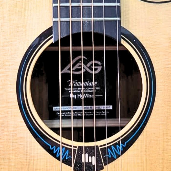 Guitarra LAG Tramontane HyVibe 20 DCE