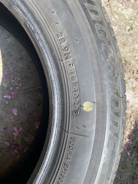 Продам шини Bridgestone