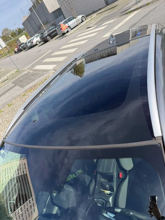 Nissan Qashqai 1.2 DIG-T N-Connecta com teto panorâmico, gasolina