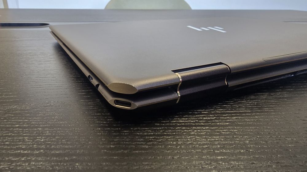 HP Spectre 2-1 x360 3K touch/i7-13700H/16GB/1Tb