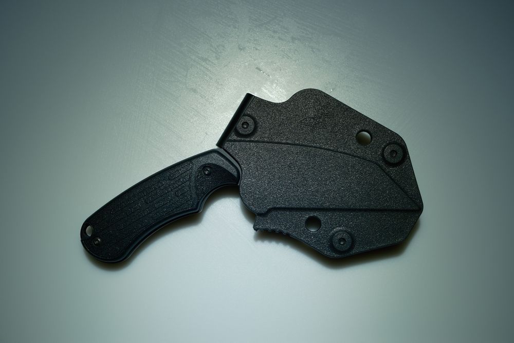 Нож Benchmade Azeria 125BK, сталь N-680 с фиксированным лезвием