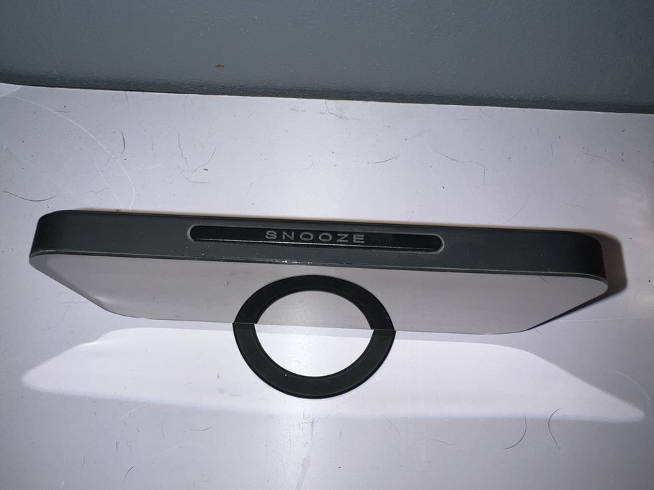 Годинник електронний дзеркальний