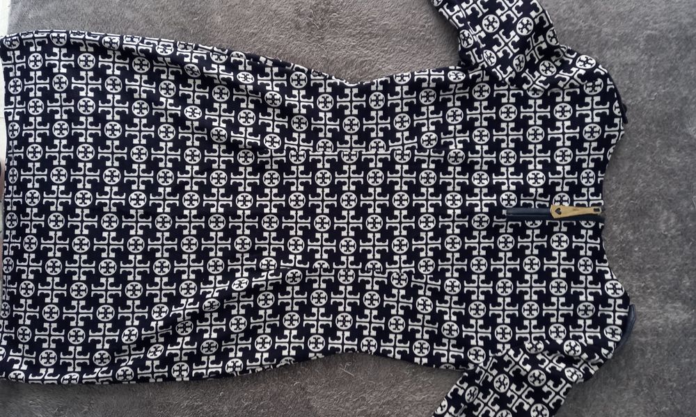 Сукня  жіноча коротка