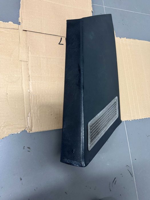 Pilar traseiro Range rover classic vinil direito