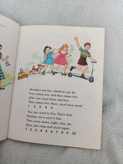 Numbers - A little golden book