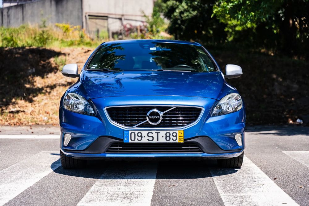 Volvo V40 2.0 D2 R-Design