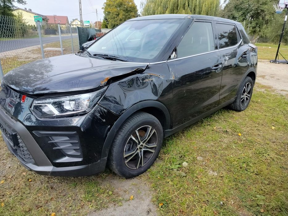 Kg Mobility Tivoli 2025r 1.5 turbo benzyna jeździ sprowadzony bogate wyposażenie
