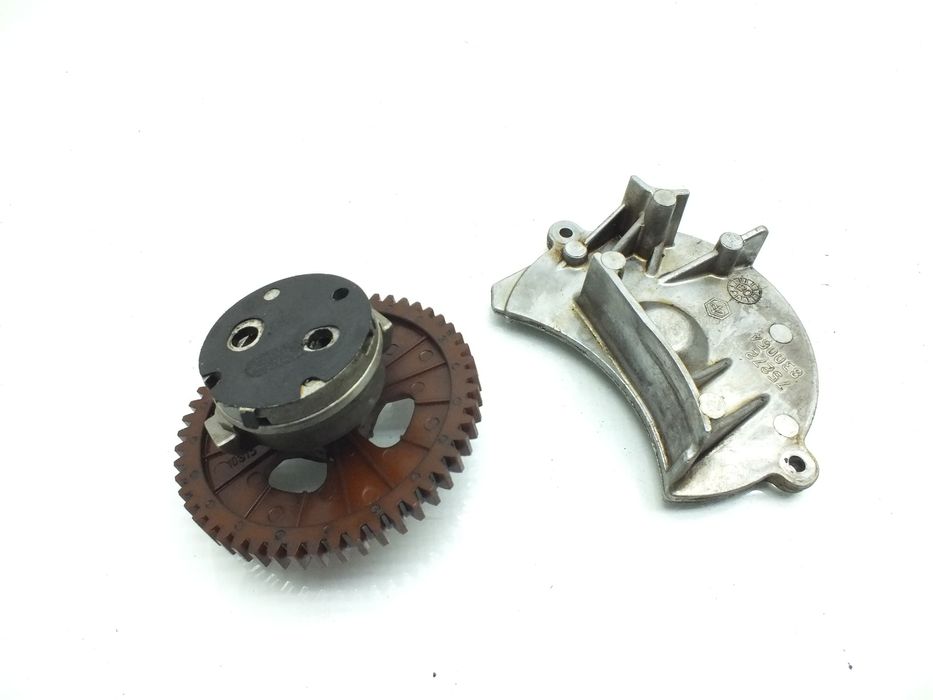 Pompa Oleju Peugeot Satelis 500 Piaggio Gilera Aprilia