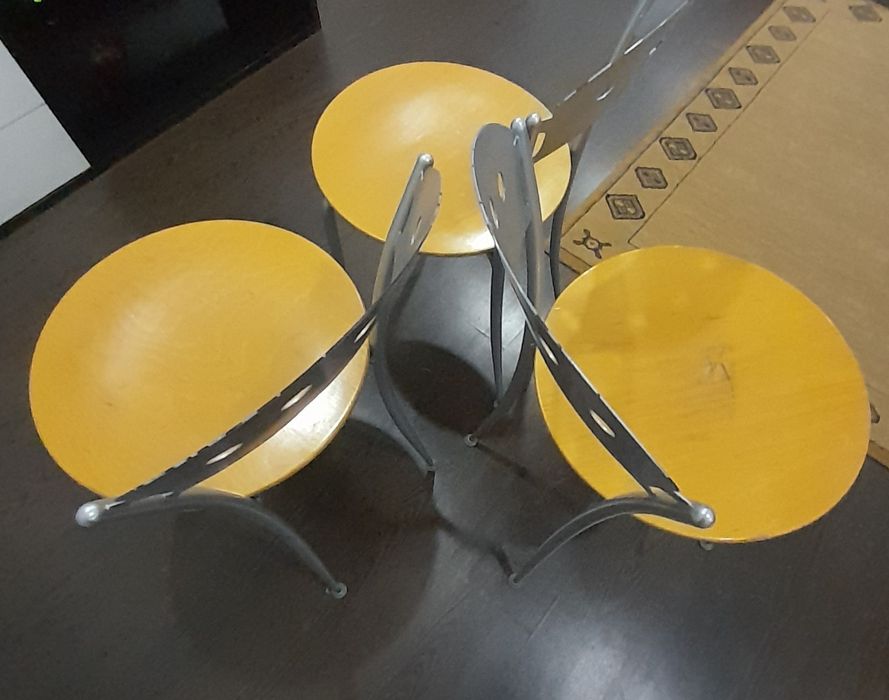 Cadeiras usadas 10€