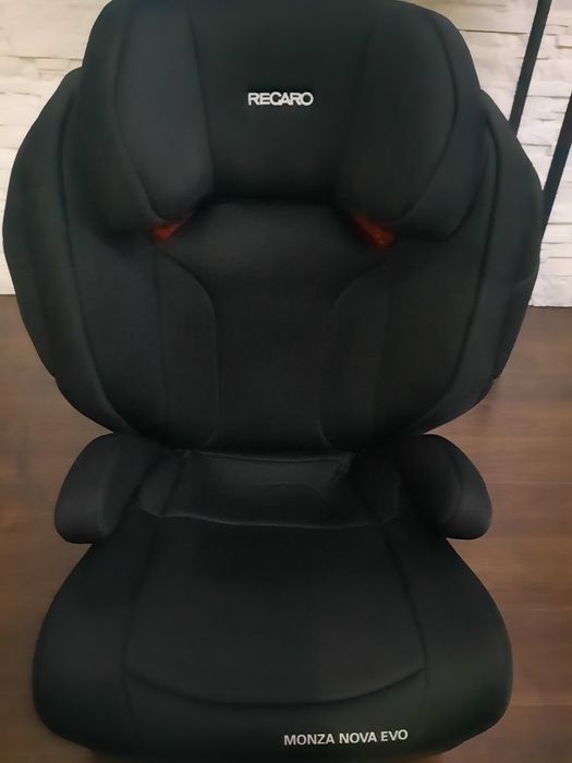 Fotelik samochodowy Recaro Monza Nova  Evo  Seatfix 15-36kg