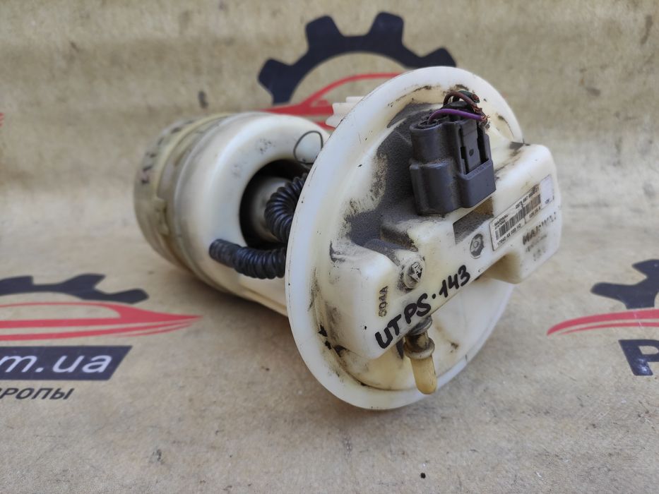 Nissan Micra K12 2003-2010 корпус топливный насос 17040ax000