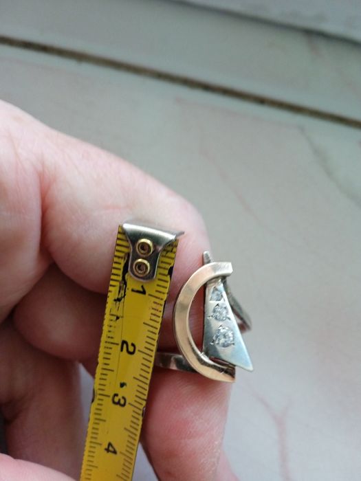 Продам женский набор серебро с пластинами золота.