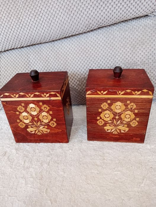 Pudełka drewniane zdobione